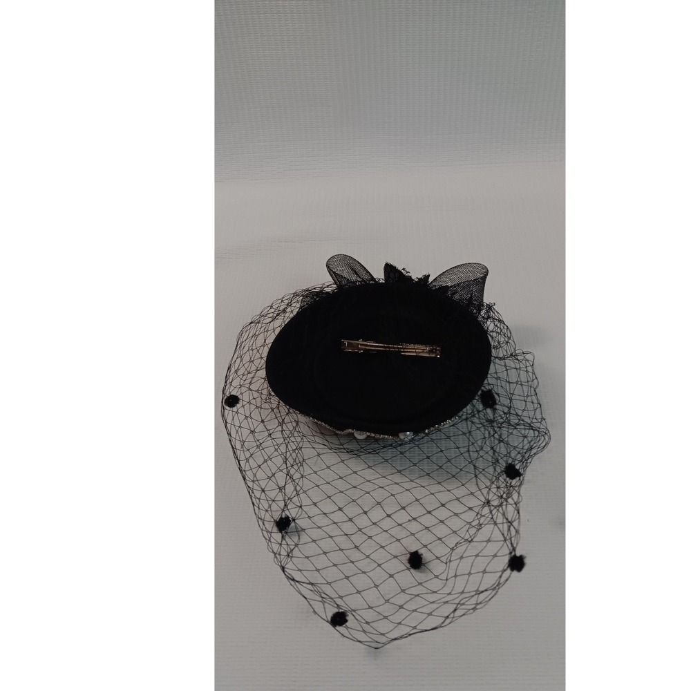Vintage Style Black Fascinator Hat Birdcage Veil Rhinestone Faux Pearl Bow Clip - Picture 5 of 10
